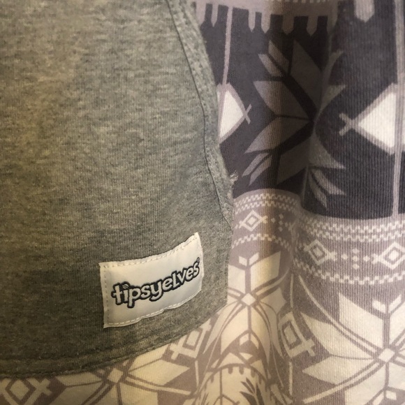 Tipsy elves snowflake onesie - Picture 5 of 7